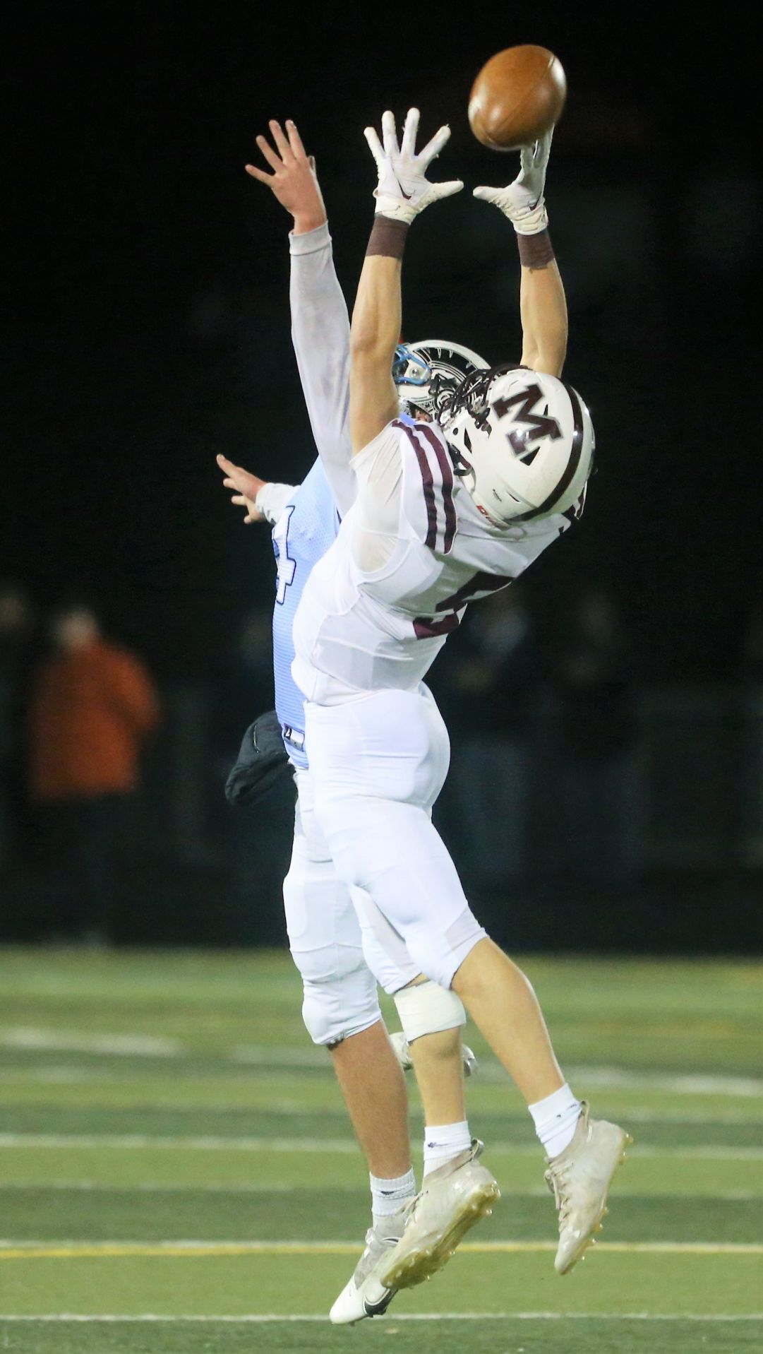 110521-qc-spt-moline fball24.jpg